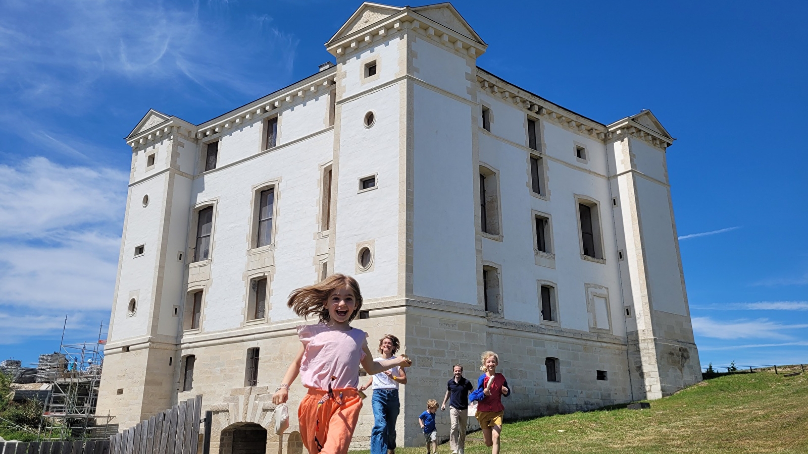 Une nouvelle expérience de visite au château de Maulnes !