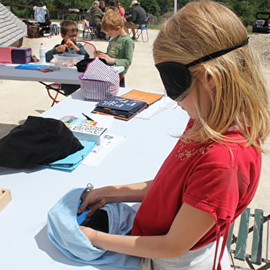 Goûter les yeux bandés et ateliers à la Pyramide du Loup pour Halloween !