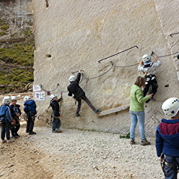 La Grotte de Champ Retard - Parcours aventure sur rocher - COUTARNOUX